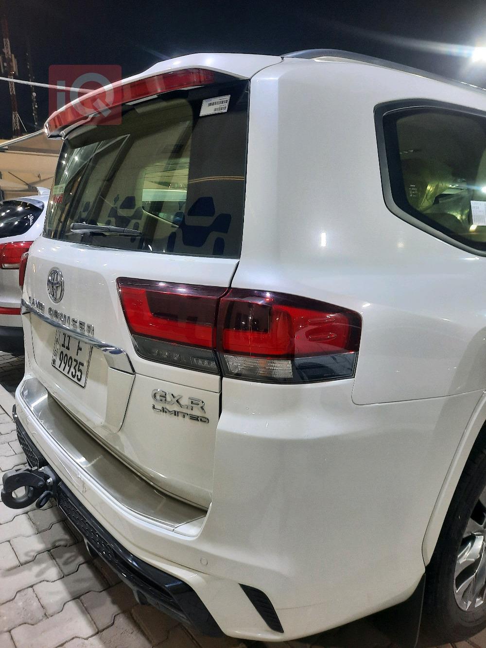 تويوتا لاندكروزر